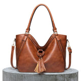 Nellie | Elegant and sophisticated shoulder bag