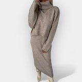 Comfortable Midi Dress with Turtleneck