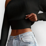 Tatiana – Short Sweater with Long Sleeves