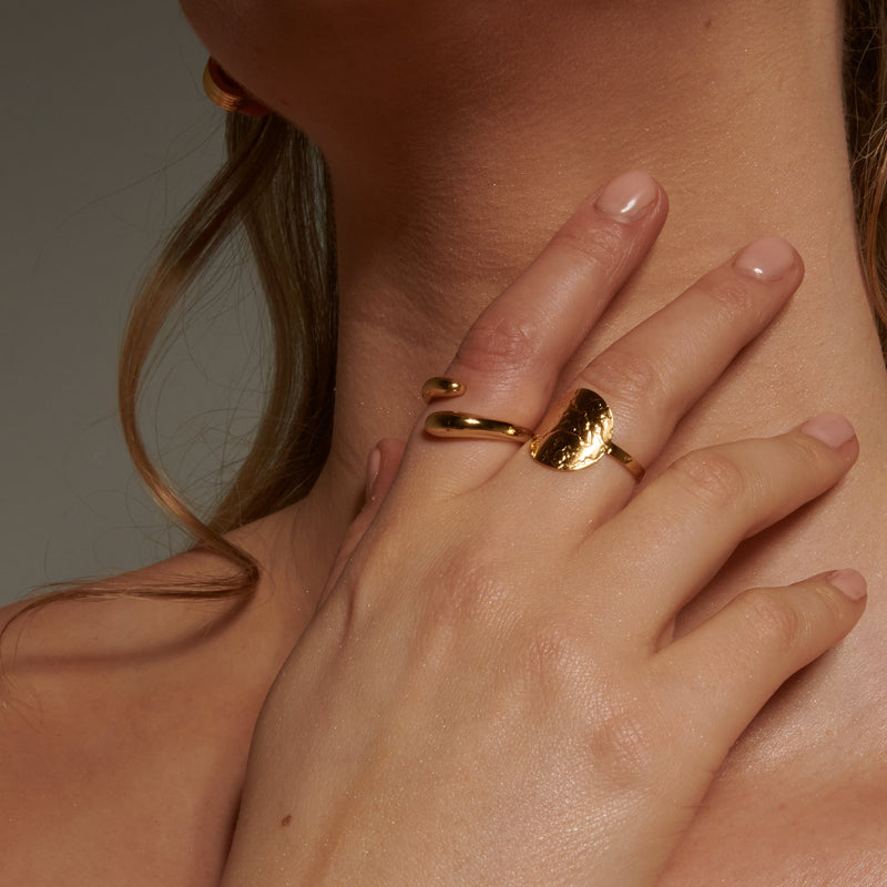 Minimalist Waterdrop Ring