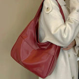 Goia Shoulder Bag