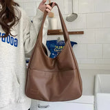 Goia Shoulder Bag