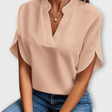 Vivi – Elegant Lightweight Women’s Shirt